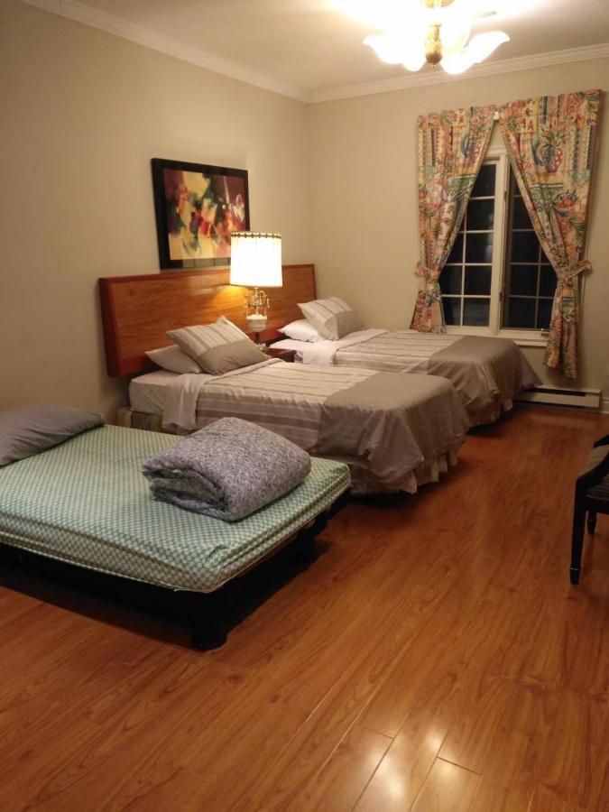 Lakeview Private Suite-Twin Or King Tottenham Bagian luar foto