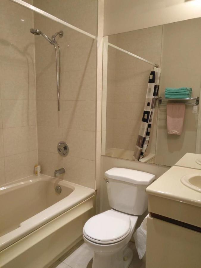 Lakeview Private Suite-Twin Or King Tottenham Bagian luar foto